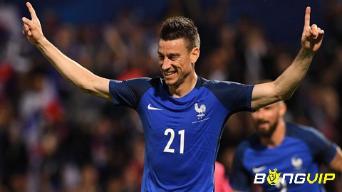 Laurent Koscielny - Top trung vệ hay nhất Euro