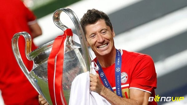 Robert Lewandowski xếp thứ 3 với 91 bàn thắng ghi được