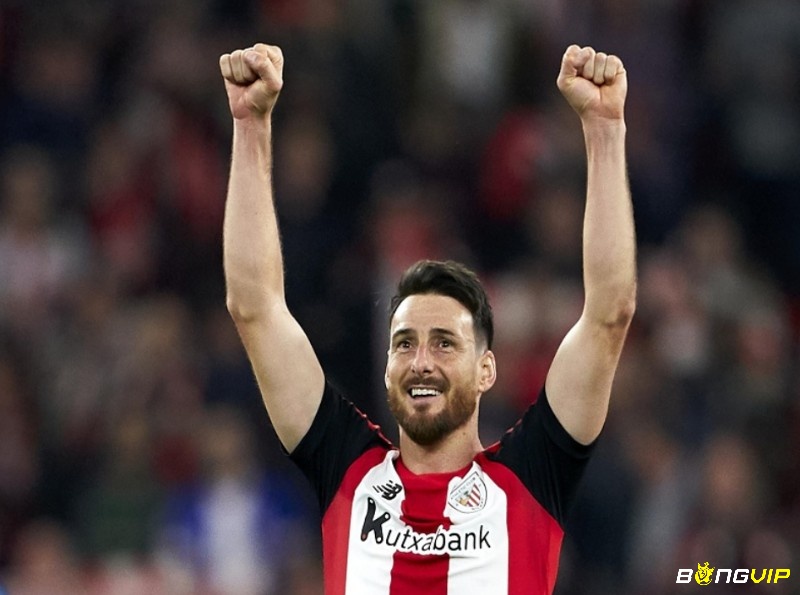 Aritz Aduriz - cầu thủ ghi bàn nhiều nhất C2