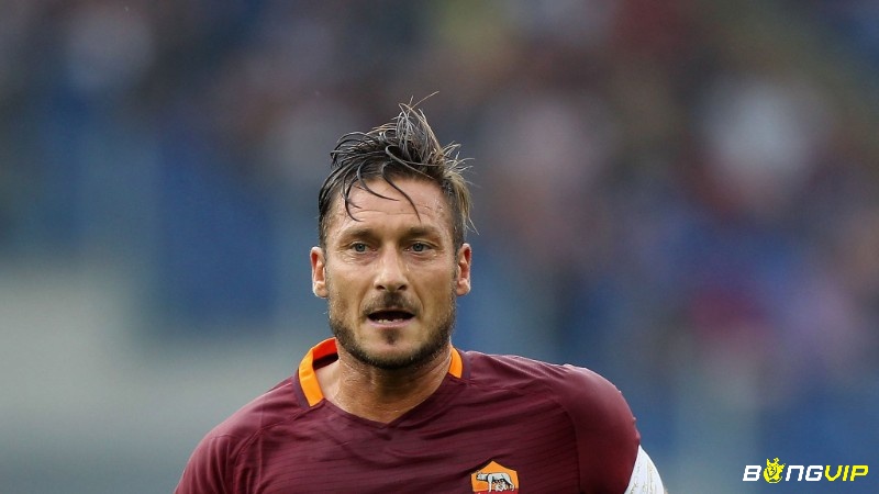 Francesco Totti huyền thoại của CLB AS Roma - cầu thủ ghi bàn nhiều nhất Serie A