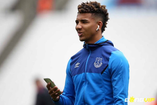 Cầu thủ xuất sắc nhất là Mason Holgate