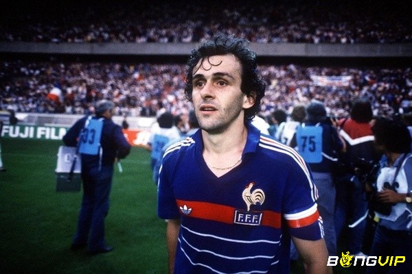 Huyền thoại cầu thủ xuất sắc nhất Juventus Michel Platini