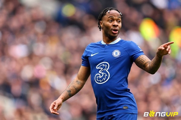 Cầu thủ xuất sắc nhất Manchester City đứng thứ 6 là Raheem Sterling