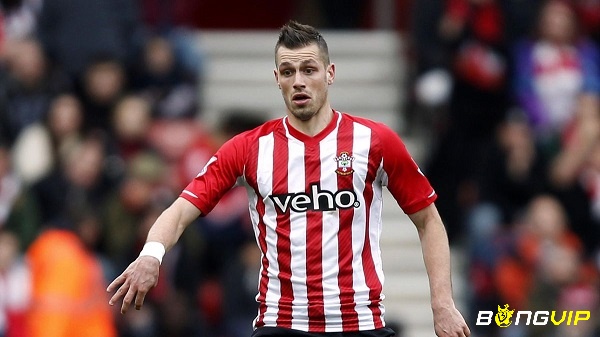 Tiền vệ phòng ngự xuất sắc Morgan Schneiderlin của Southampton