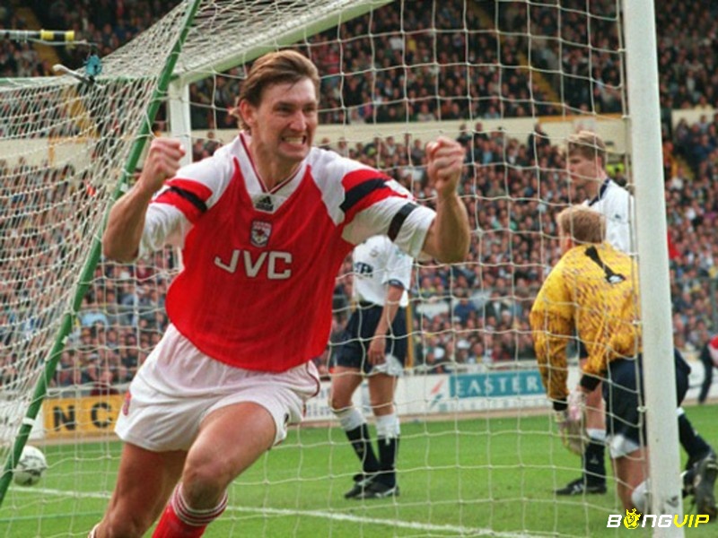 Tony Adams - Đội hình xuất sắc nhất Arsenal