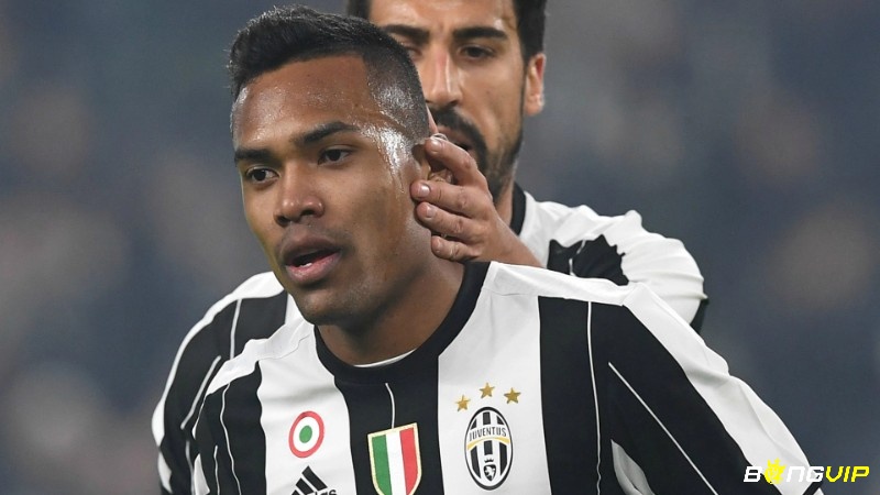 Alex Sandro khả năng toạt cánh tuyệt vời