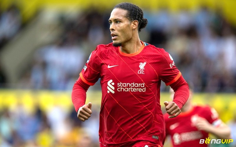 Virgil Van Dijk tư duy phòng ngự cực tốt