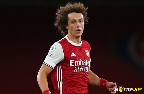 Top hậu vệ hay nhất cúp C2 châu Âu mang tên David Luiz