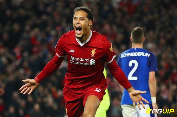 Hậu vệ hay nhất Liverpool - Virgil Van Dijk