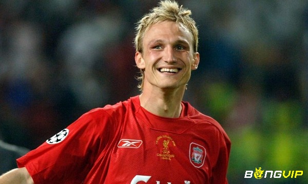 Hậu vệ hay nhất clb Liverpool - Sami Hyypia