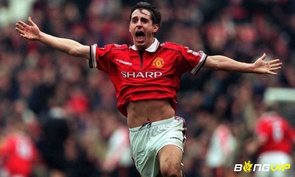 Gary Neville - hậu vệ hay nhất Manchester United