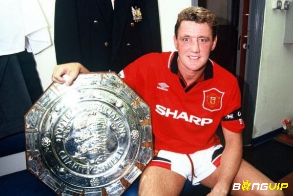  Steve Bruce - hậu vệ hay nhất Manchester United