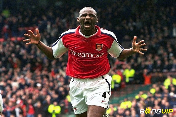 Cầu thủ xuất sắc nhất Arsenal gọi tên Patrick Vieira