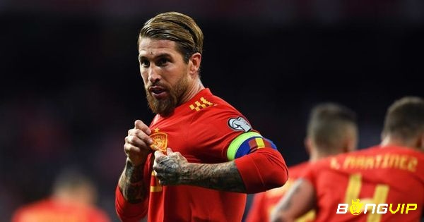 Hậu vệ hay nhất Euro Sergio Ramos.