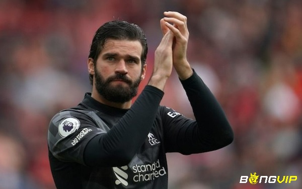  Alisson Becker - Thủ môn hay nhất Liverpool năm 2018 đến nay