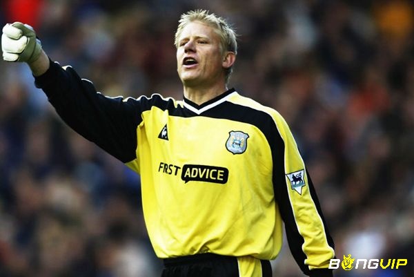 Peter Schmeichel - huyền thoại  bắt bóng hay nhất Manchester City