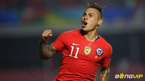 Tiền đạo hay nhất Copa America - Eduardo Vargas.