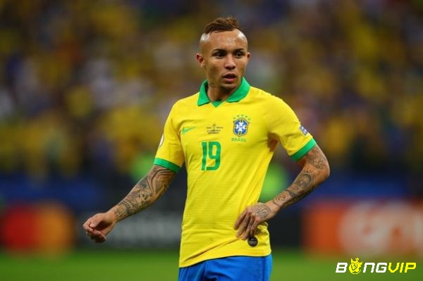 Tiền đạo hay nhất tại mùa giải Copa America - Everton Soares.