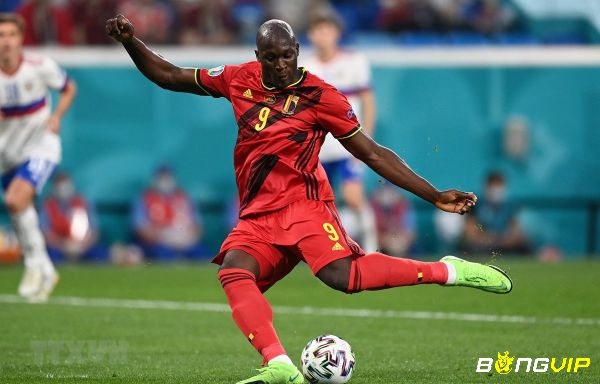 Tiền đạo hay nhất giải đấu Euro -  Romelu Lukaku.