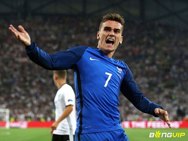 Tiền đạo hay nhất Euro - Griezmann.