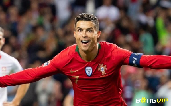 Tiền đạo hay nhất World Cup đó là Cristiano Ronaldo.