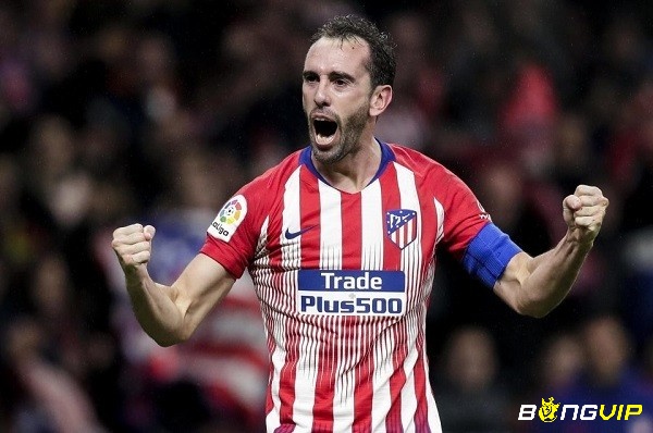 Tiền vệ chơi hay nhất Copa America Diego Godin 