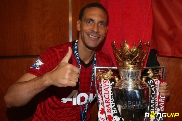 Rio Ferdinand - trung vệ hay nhất Ngoại hạng Anh