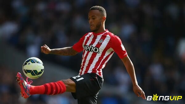  Ryan Bertrand chia tay The Saints vào năm 2021