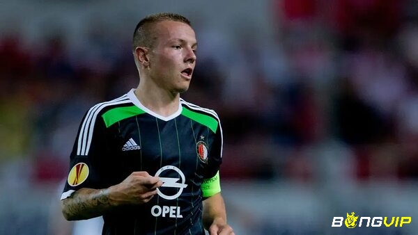 Jordy Clasie đang thi đấu cho CLB AZ Alkmaar