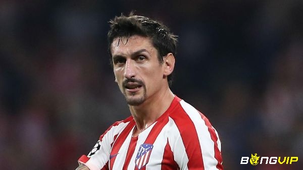 Stefan Savic - hậu vệ hay nhất La Liga, anh tham gia 166 trận và thành công mang về 2 bàn thắng