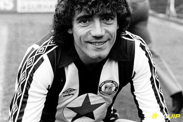 Bén duyên bóng đá sự nghiệp nổi bật, thành tích ấn tượng trong tiểu sử Kevin Keegan