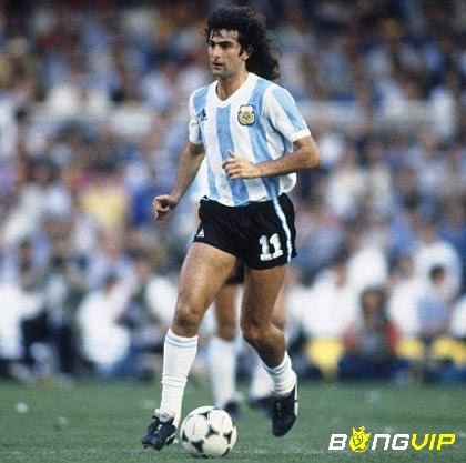 Tiểu sử Mario Kempes - Tuổi thơ của cầu thủ Hugo Sanchez