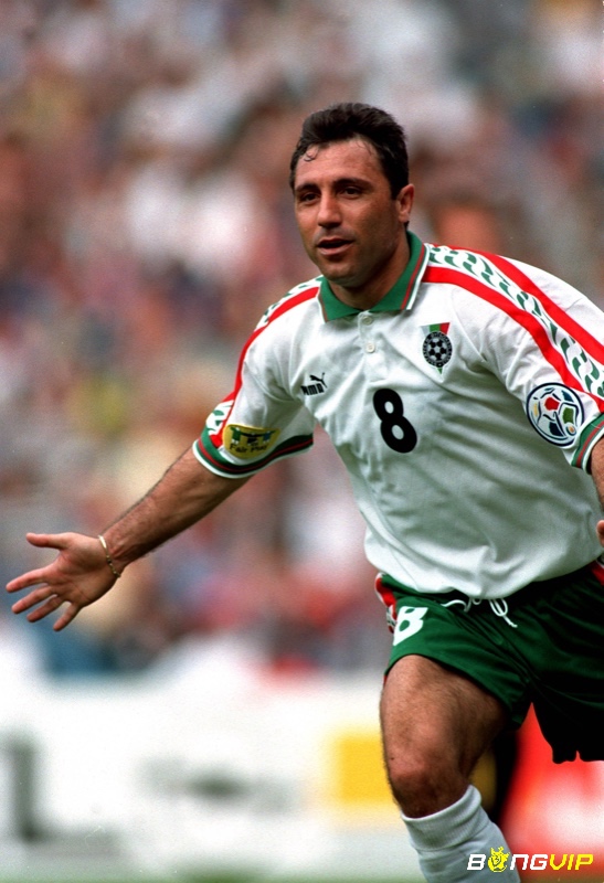 Tiểu sử Hristo Stoichkov - Khám phá sự nghiệp thi đấu cùng câu lạc bộ của Hristo Stoichkov 