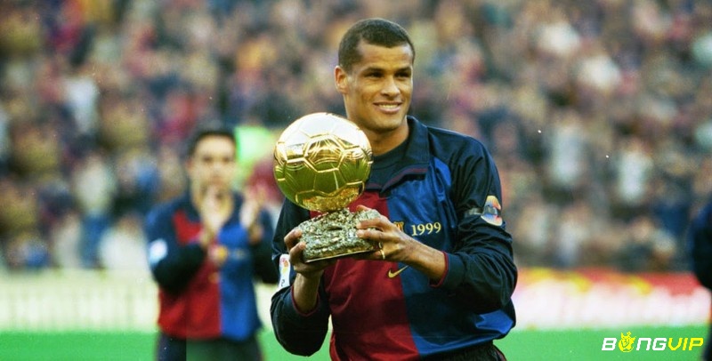 Cầu thủ xuất sắc nhất CLB Barcelona: Rivaldo Vítor Borba Ferreira