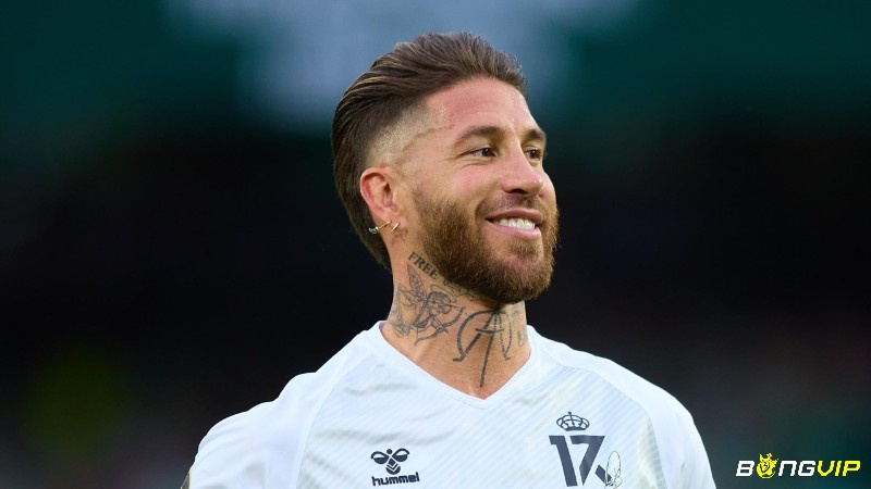 Sergio Ramos là một cầu thủ bóng đá Tây Ban Nha rất nổi tiếng