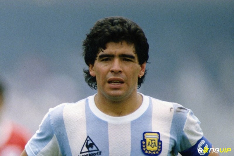 Cầu thủ vĩ đại nhất trong mọi thời đại - Diego Maradona