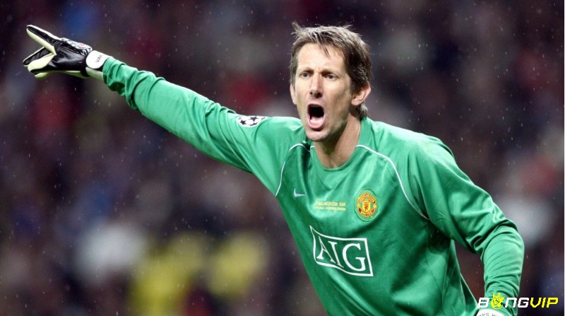 Edwin van der Sar là thủ môn người Hà Lan có sự cống hiến đáng nể tại giải C2