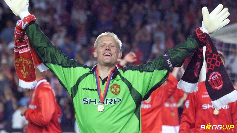 Peter Schmeichel là thủ môn đã góp phần giúp Đan Mạch có được ngôi vị mới