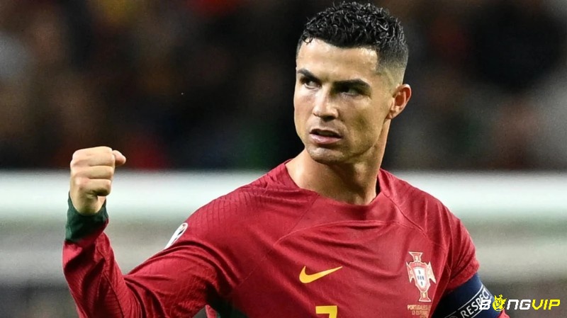 Cristiano Ronaldo là cầu thủ đứng đầu danh sách top tiền đạo hay nhất C1 với 140 bàn thắng