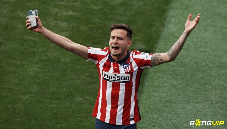 Top tiền vệ hay nhất Laliga - Saul niguez điều nhịp trận đấu tốt