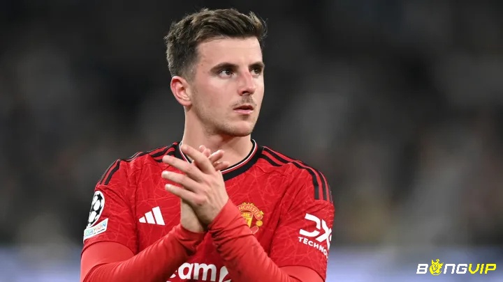 Top tiền vệ hay nhất Ngoại hạng Anh - tiền vệ trẻ tài năng Mason Mount