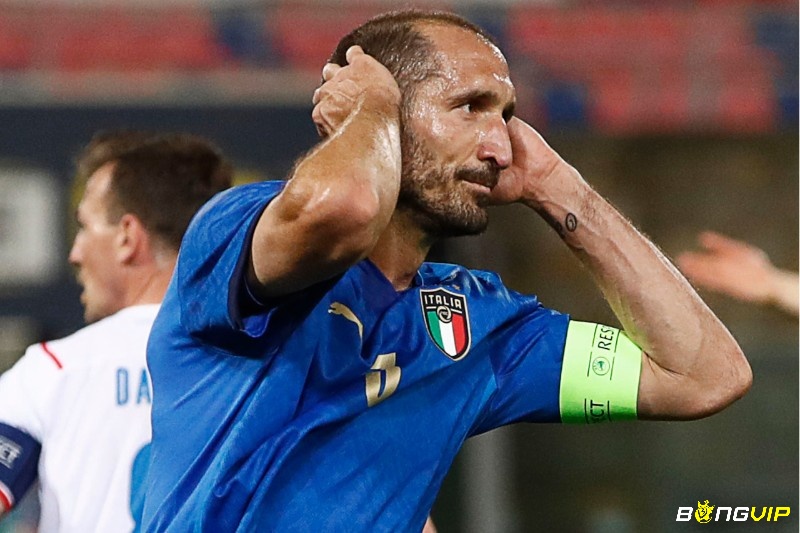 Nằm top trung vệ hay nhất Euro xứng đáng là Giorgio Chiellini