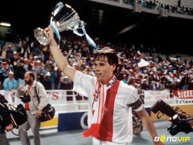 Thành Tích Marco Van Basten Đạt Được