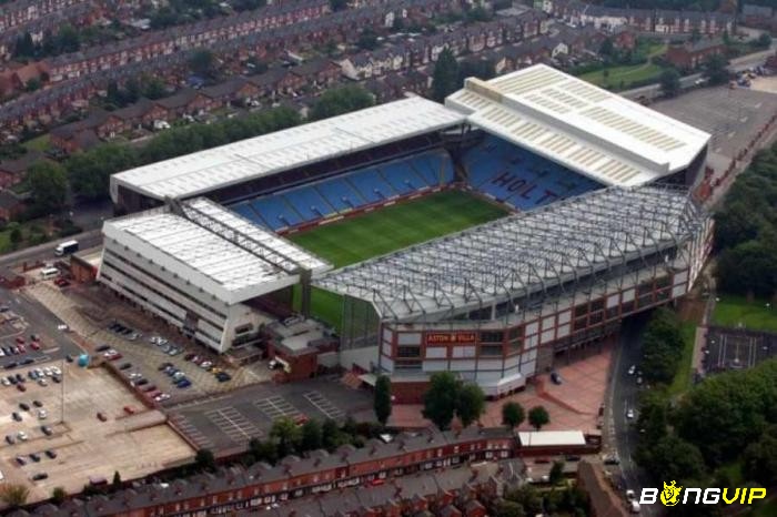 Sân vận động Villa Park là Sân nhà của CLB Aston Villa FC