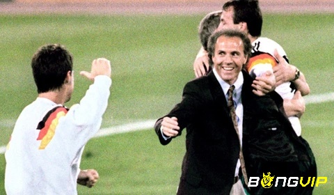 Franz Beckenbauer dẫn dắt giúp cho Tây Đức giành được rất nhiều giải thưởng lớn trên thế giới