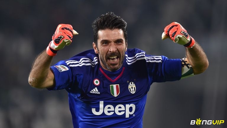 Gianluigi Buffon là một trong những thủ môn hàng đầu của CLB Atalanta