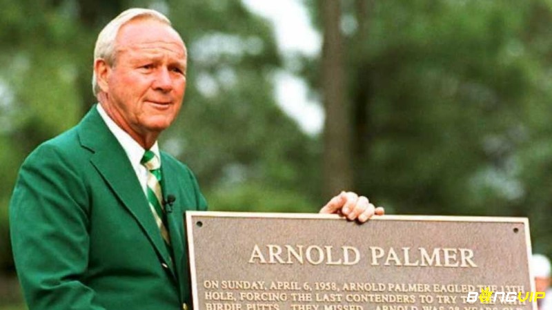 Arnold Palmer là ai? Ông là vị vua của làng Golf sinh ngày 10/09/1929 mất ngày 25/09/2016