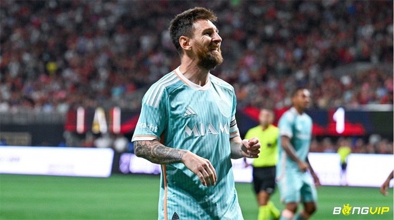 Lionel Messi là cầu thủ bóng đá giàu nhất thế giới