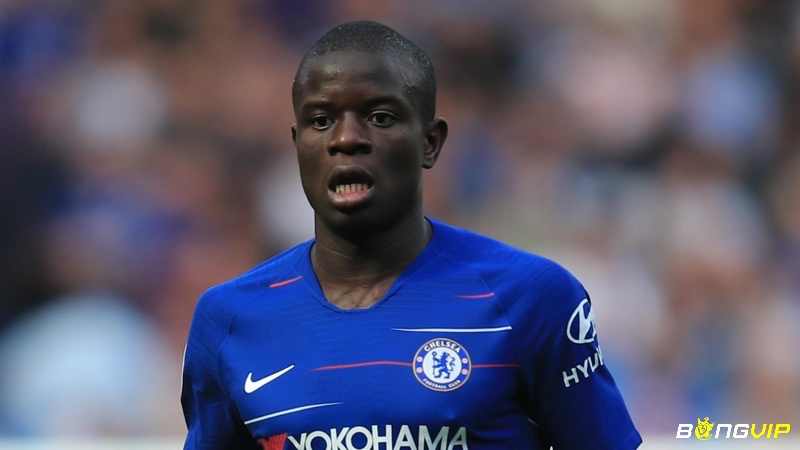 N'Golo Kanté có khả năng chặn bóng và điều khiển trận đấu cực tốt