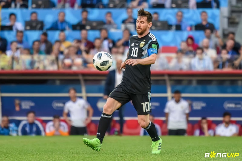 Lionel Messi có tư duy và lối chơi đá bóng cực độc đáo